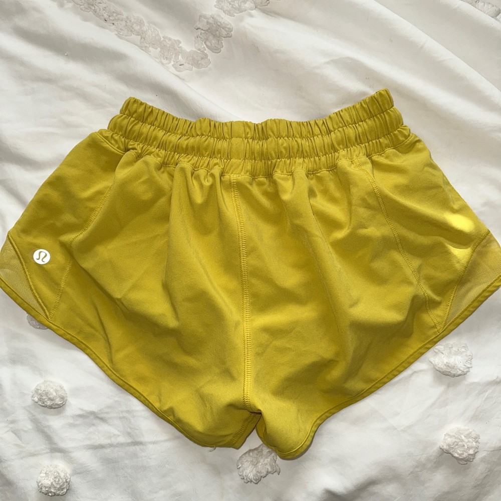 Lululemon hotty hot shorts!